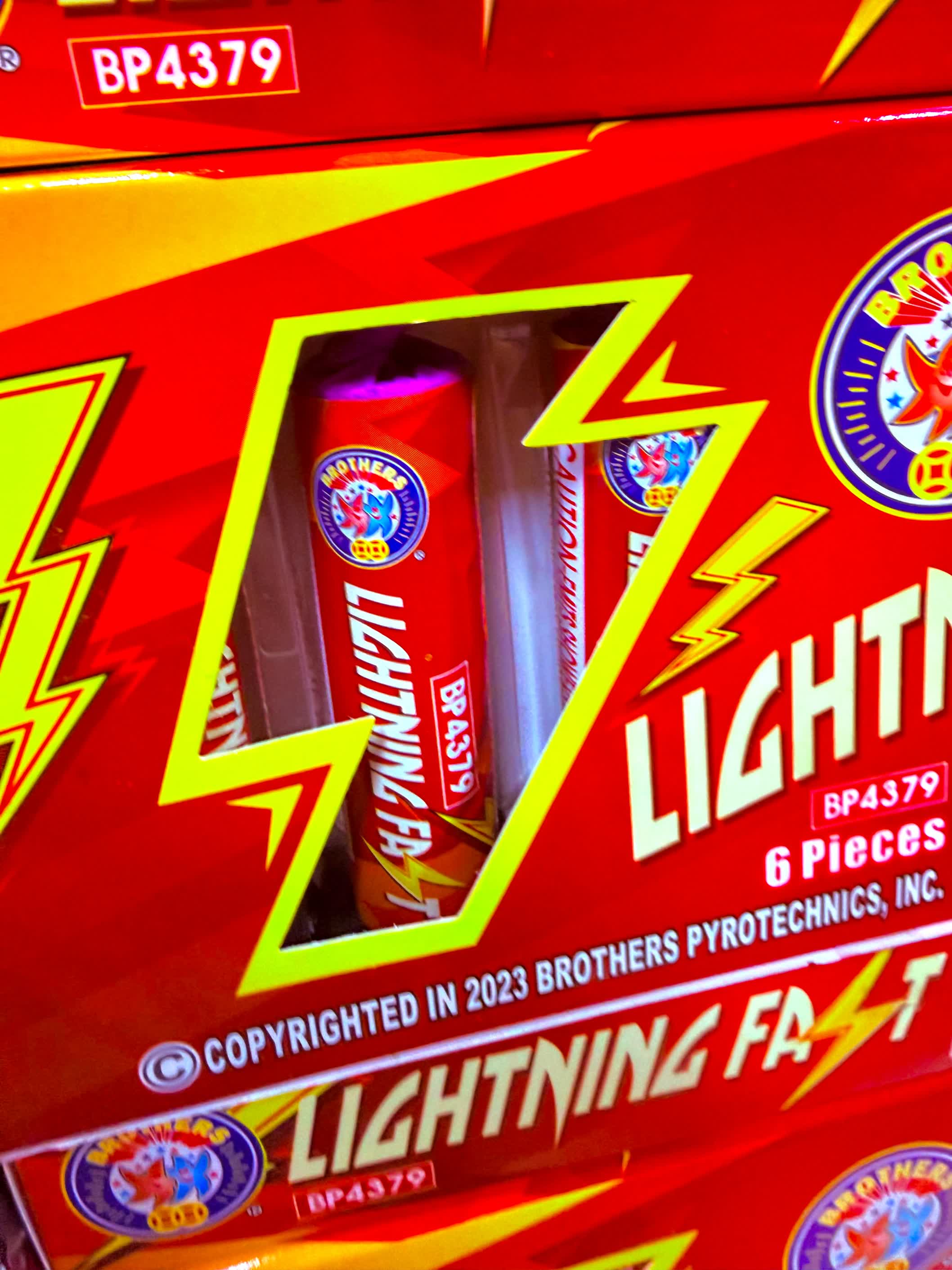 ELITE FIREWORKS®